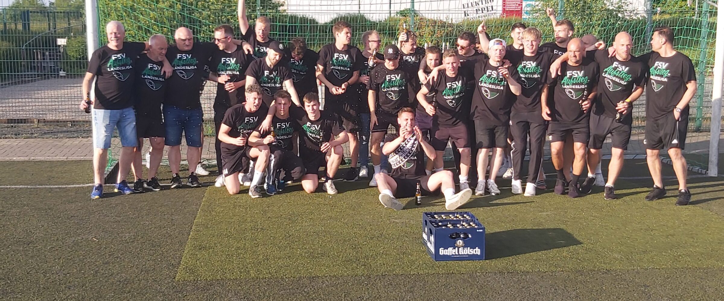 HERZLICHEN GLÜCKWUNSCH zum Aufstieg in die Landesliga !