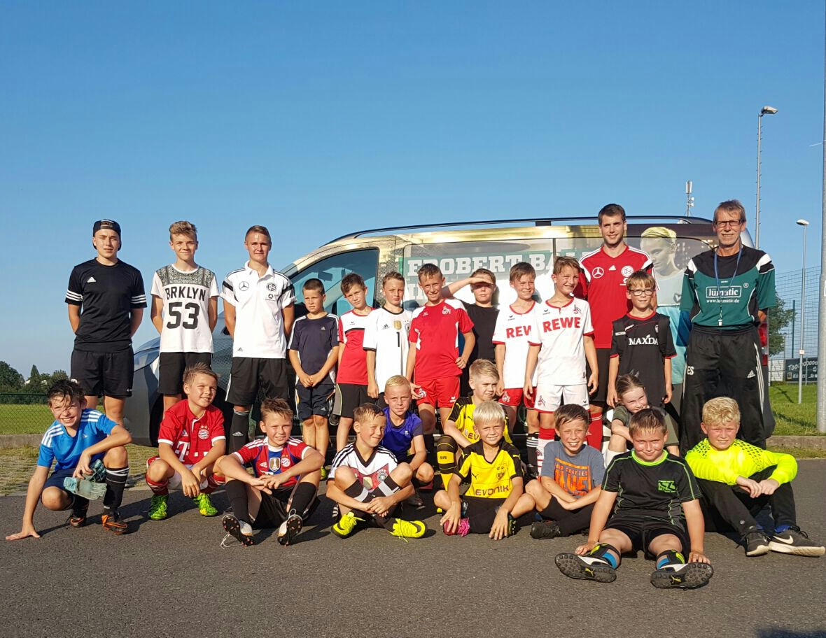 DFB-Mobil zu Gast bei der U11